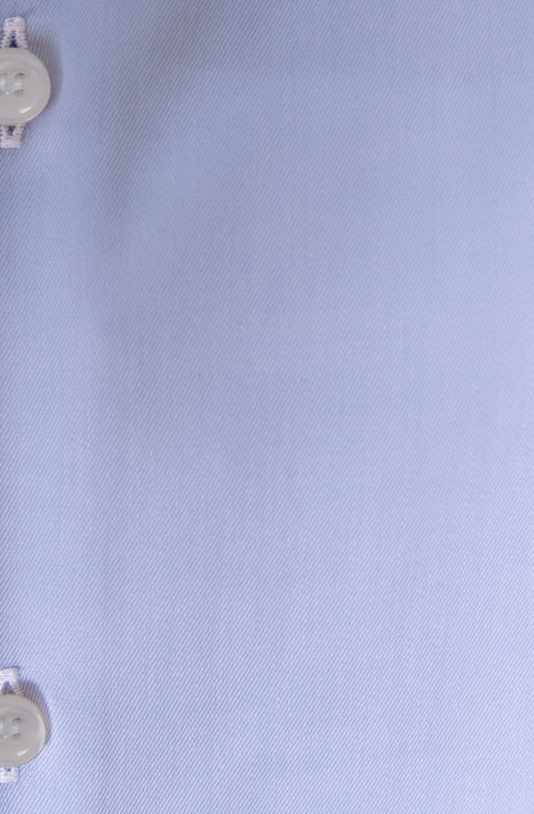 Ingram Man COTTONSTIR shirt in non-iron pure cotton. Compact twill. Available in white and light blue - Light Blue