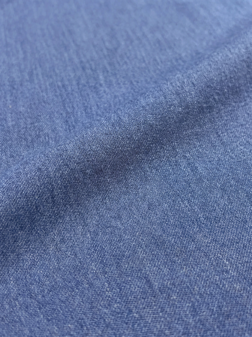 Dettaglio del tessuto denim azzurro