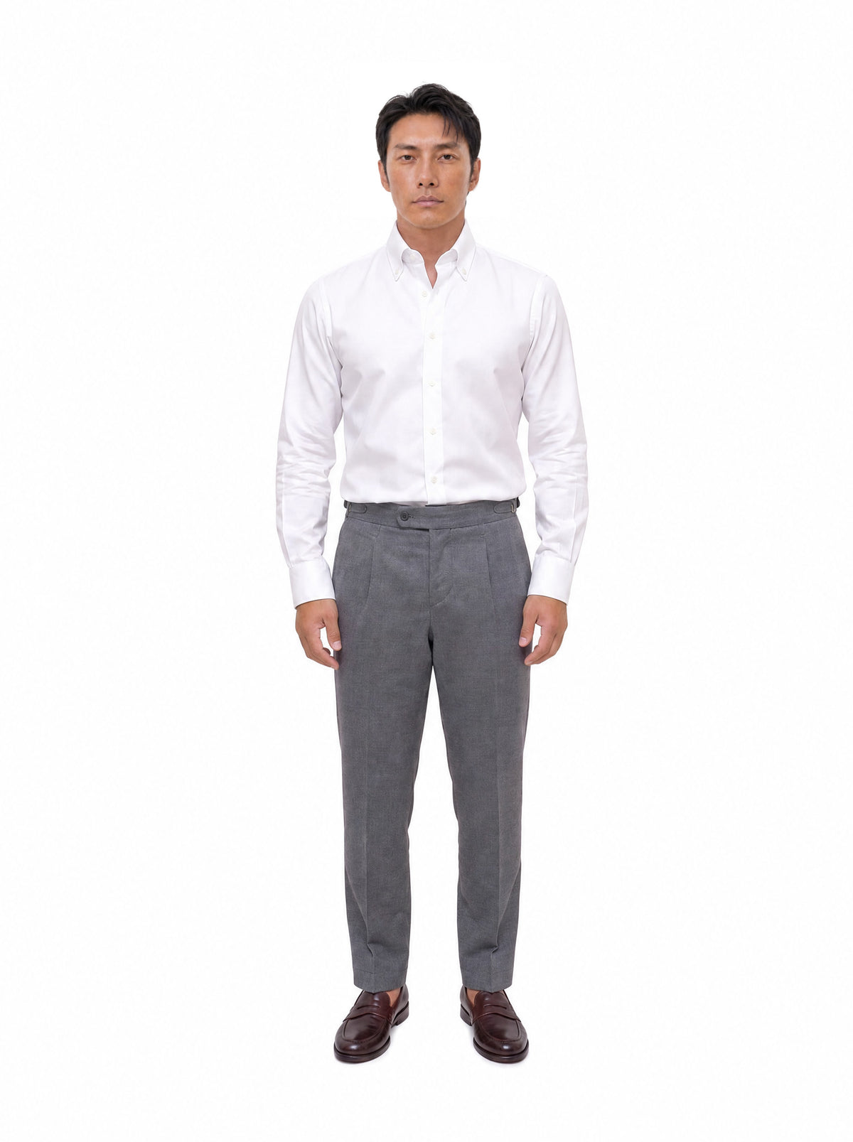 Camicia uomo bianca, indossata, vista frontale