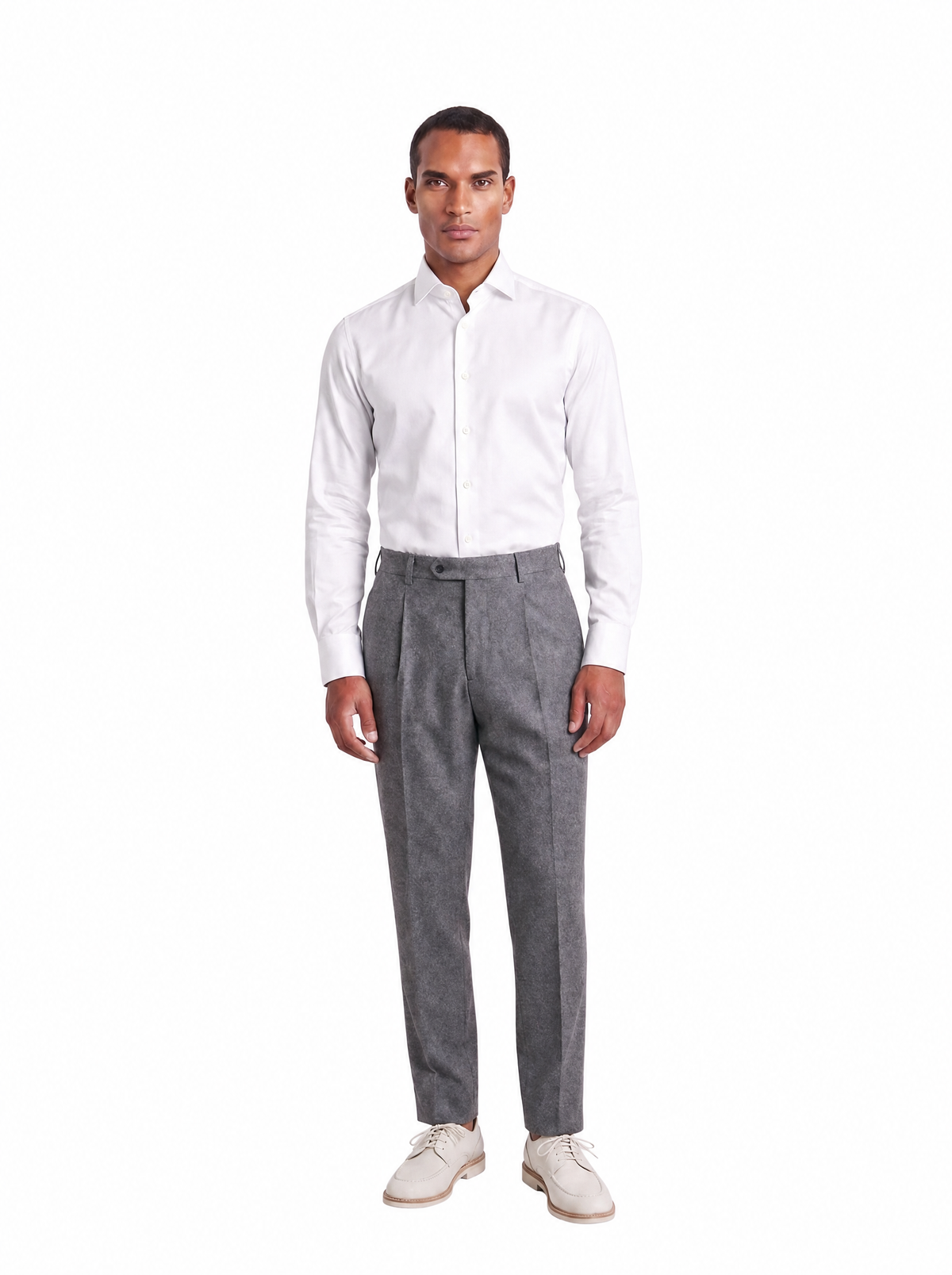 Camicia uomo bianca, indossata, vista frontale