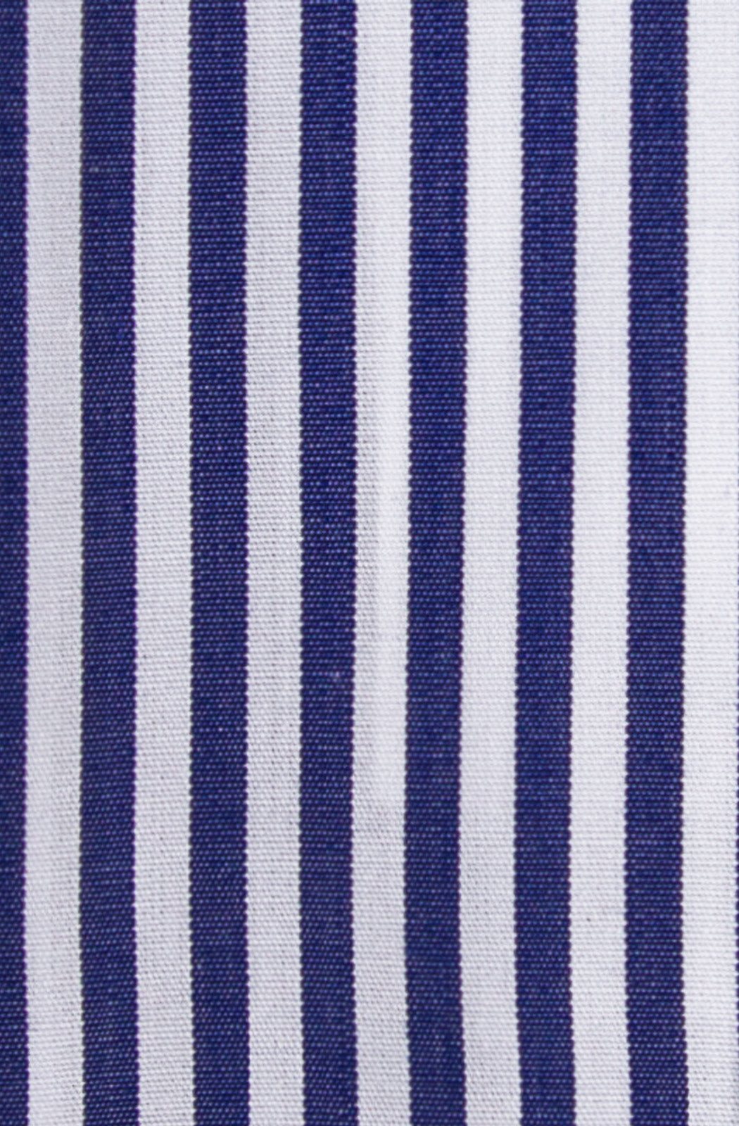 Slim fit COTTONSTIR shirt in pure cotton with vibrant stripes. Available in blue and light blue - White