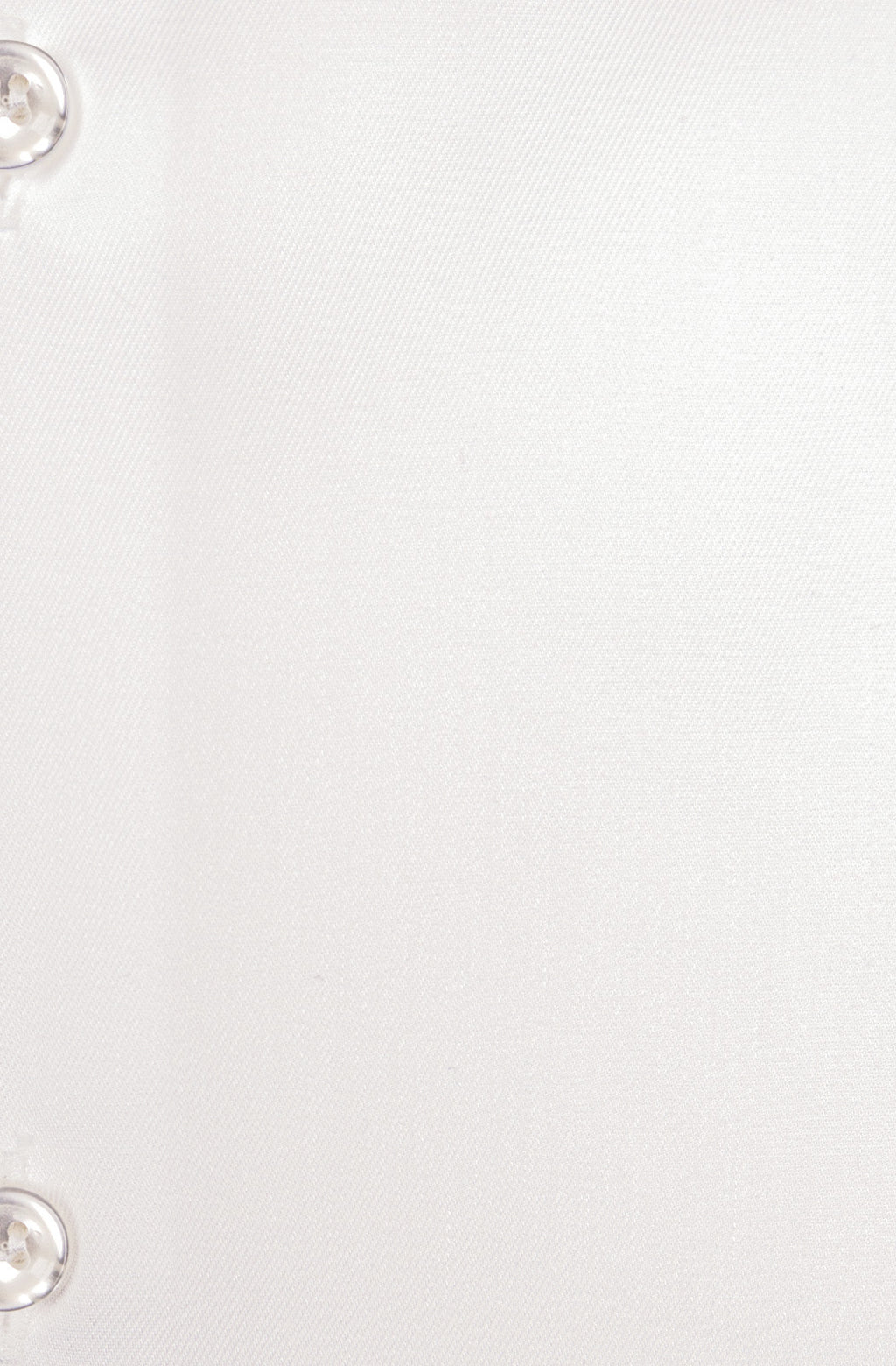 Ingram Man COTTONSTIR shirt in non-iron pure cotton. Compact twill. Available in white and light blue - White