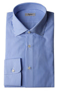 Camicia Ingram rigata con collo semi-aperto e vestibilità slim.